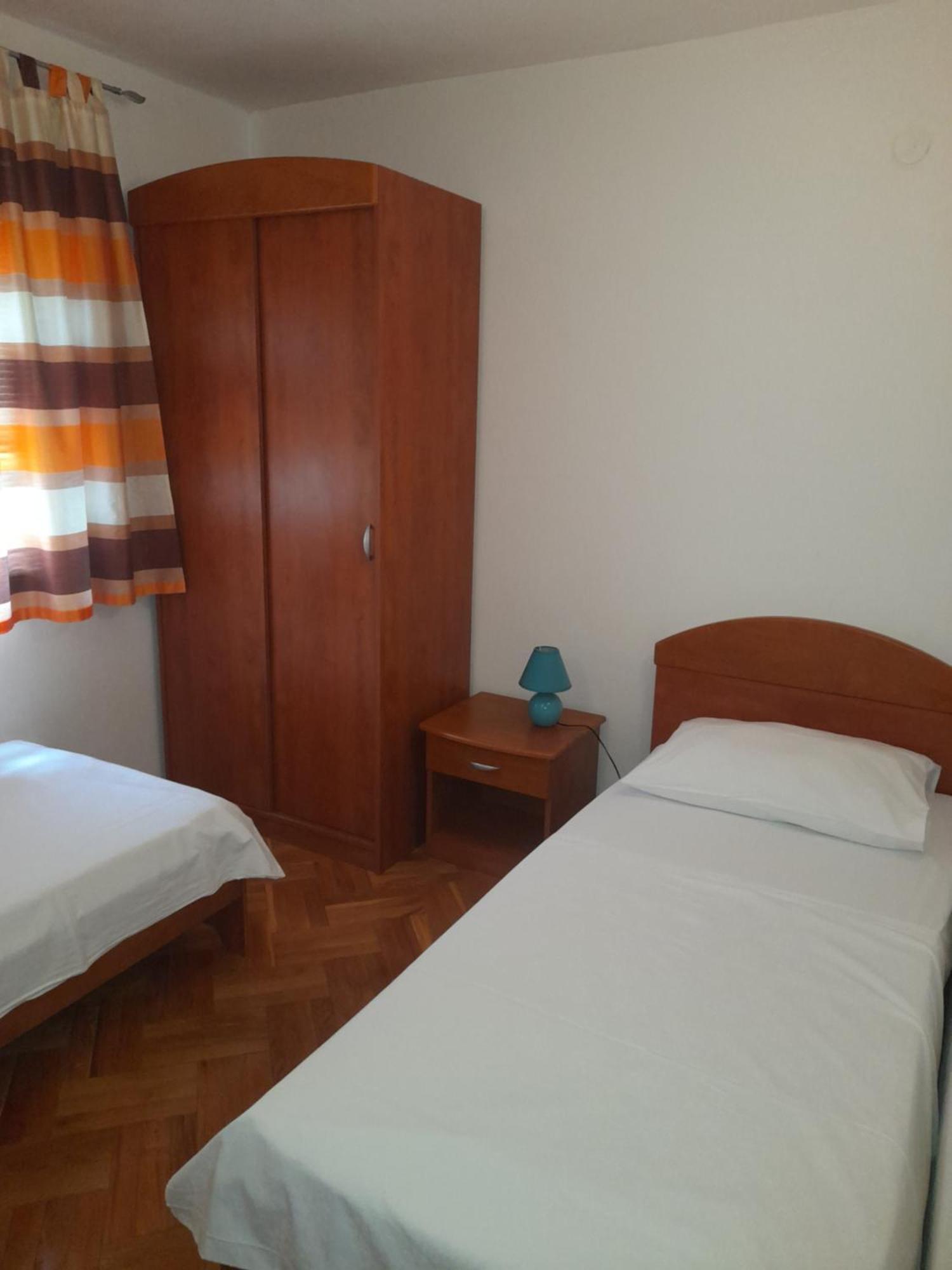 Nives B. Apartment Supetar Ngoại thất bức ảnh