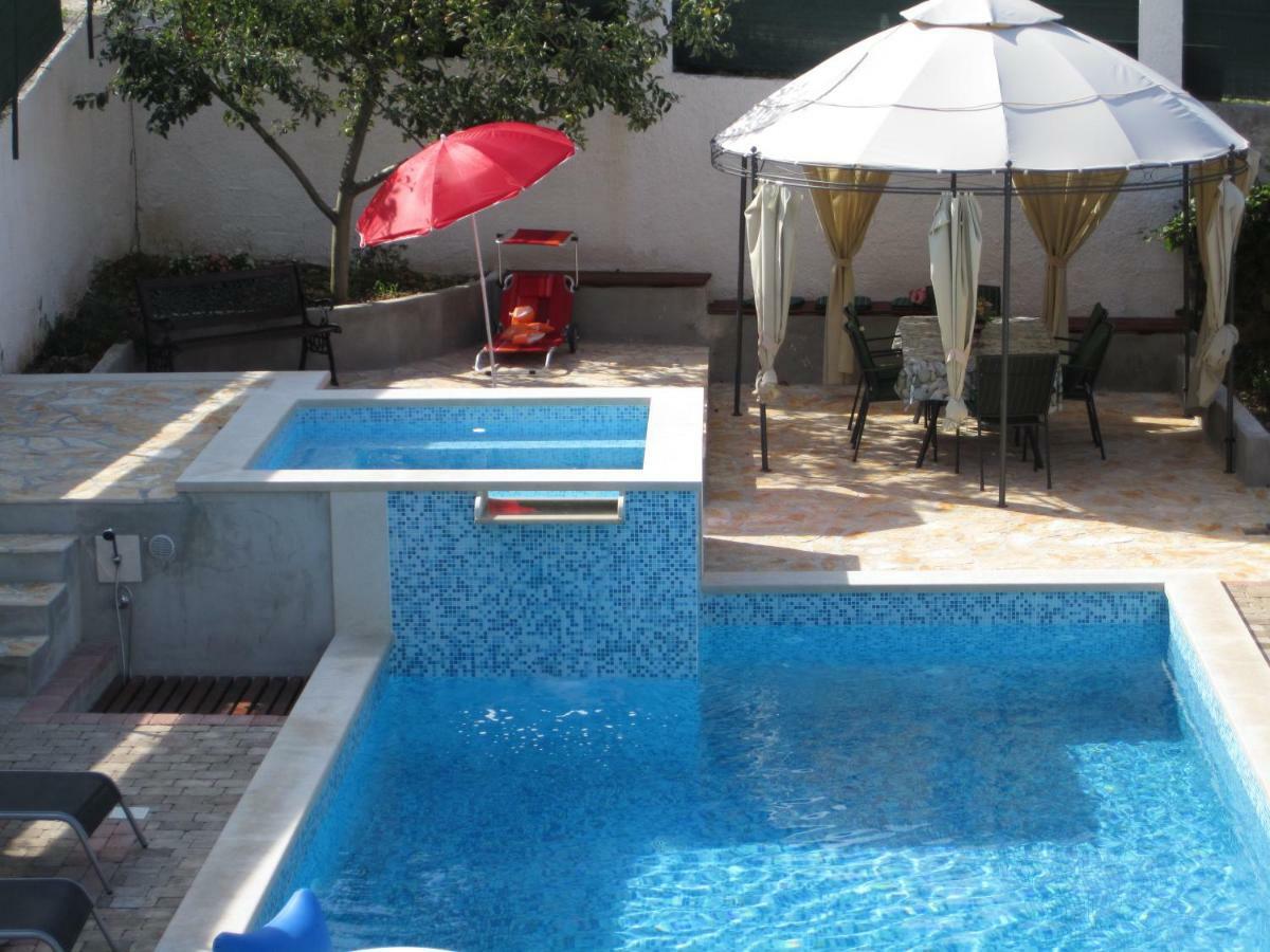 Nives B. Apartment Supetar Ngoại thất bức ảnh