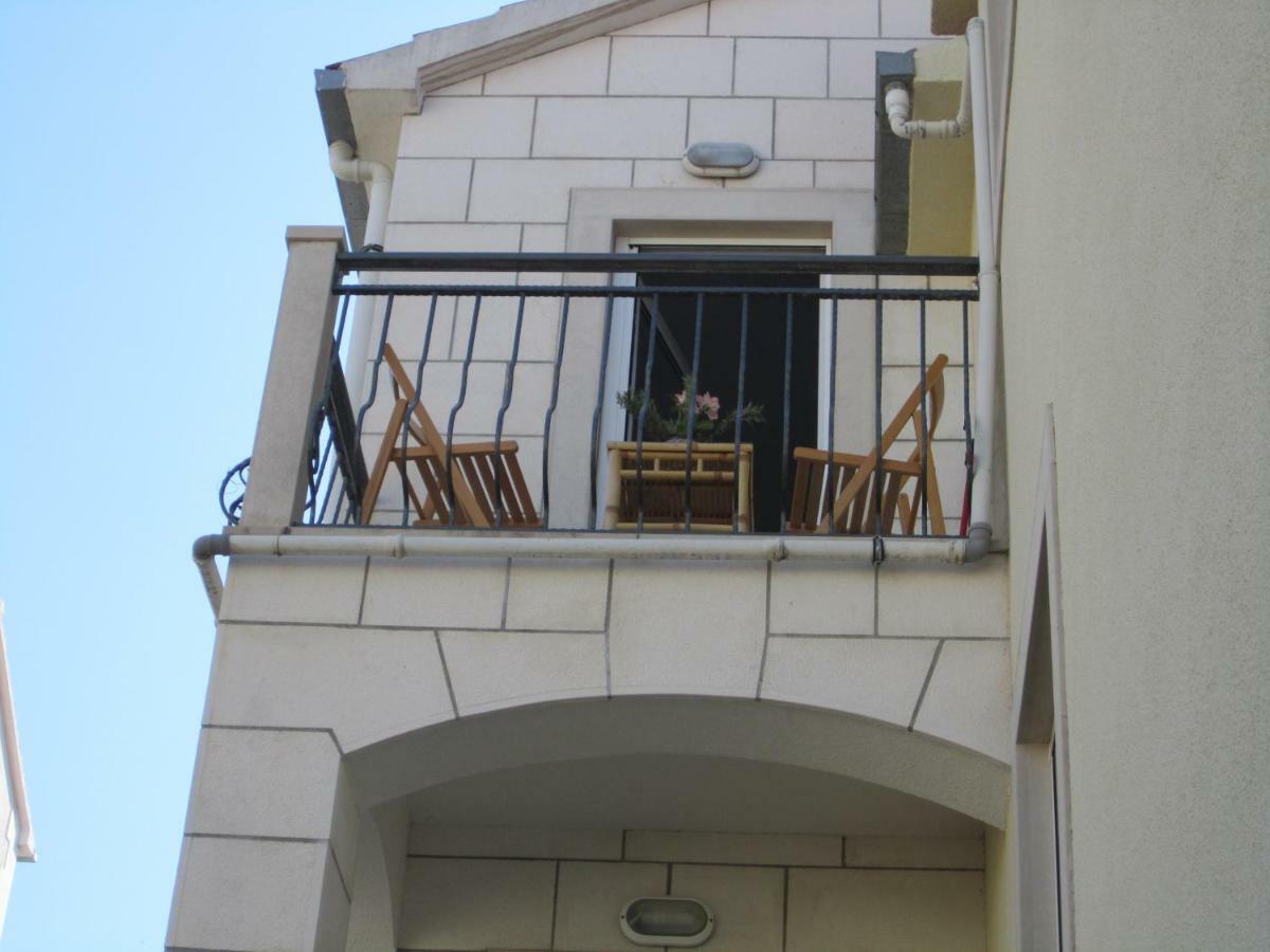 Nives B. Apartment Supetar Ngoại thất bức ảnh