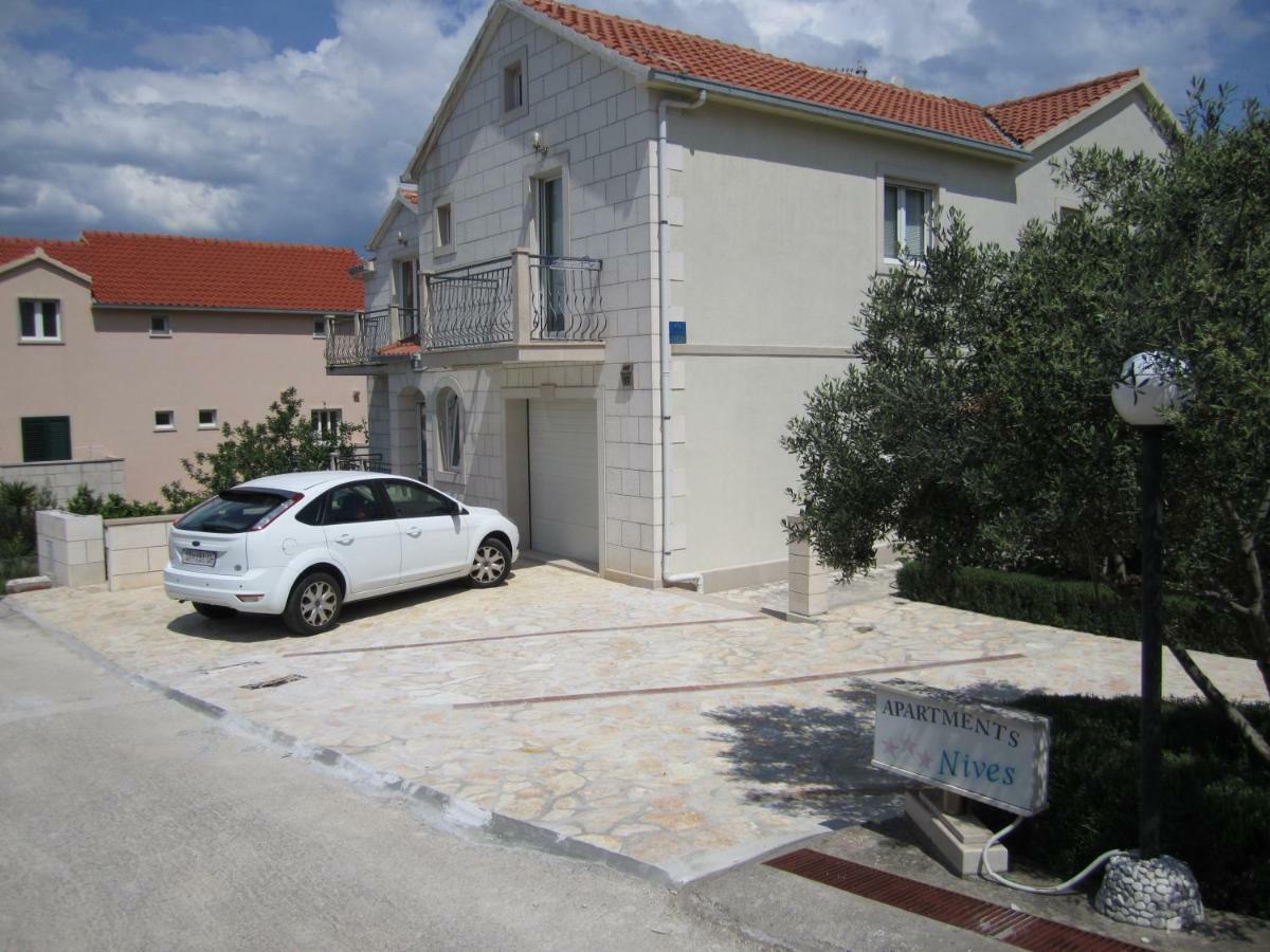 Nives B. Apartment Supetar Ngoại thất bức ảnh