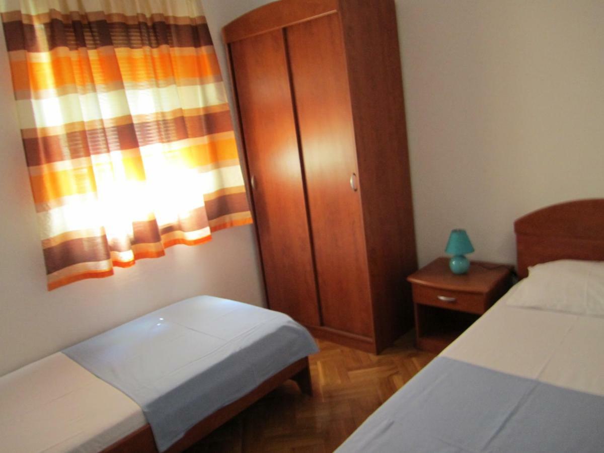 Nives B. Apartment Supetar Ngoại thất bức ảnh